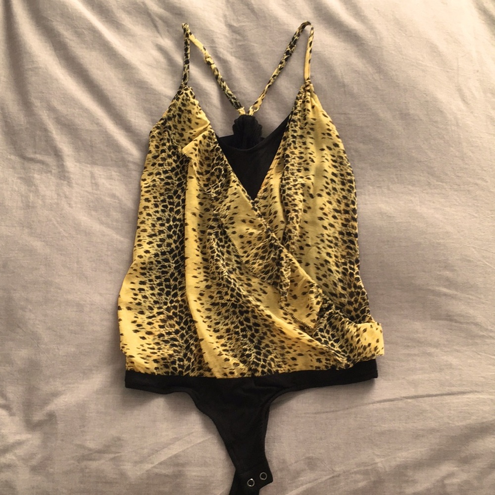 Guess Cheetah print bodysuit - Size small